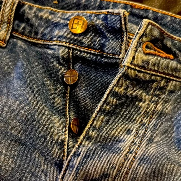 Ksubi Jeans Men size 32” Light Blue Slim-Fit Distressed with Back Patch